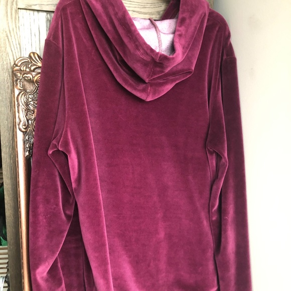Radarte - Large Hoodie - Maroon Velour/Velvet - Gold Foil Logo - 80% OFF SALE!!! - Picture 7 of 8